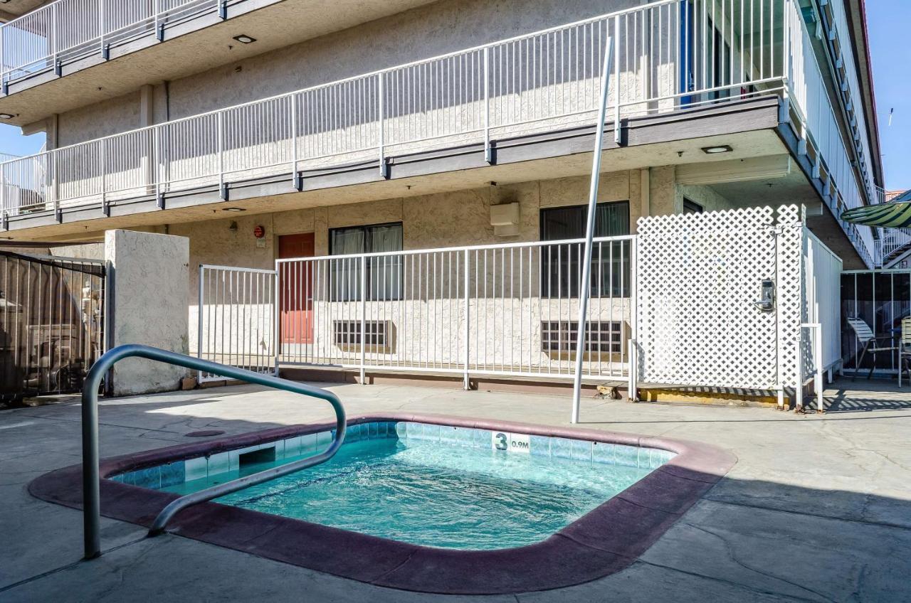 Studio 6-Fresno, Ca - Extended Stay Pinedale Eksteriør billede