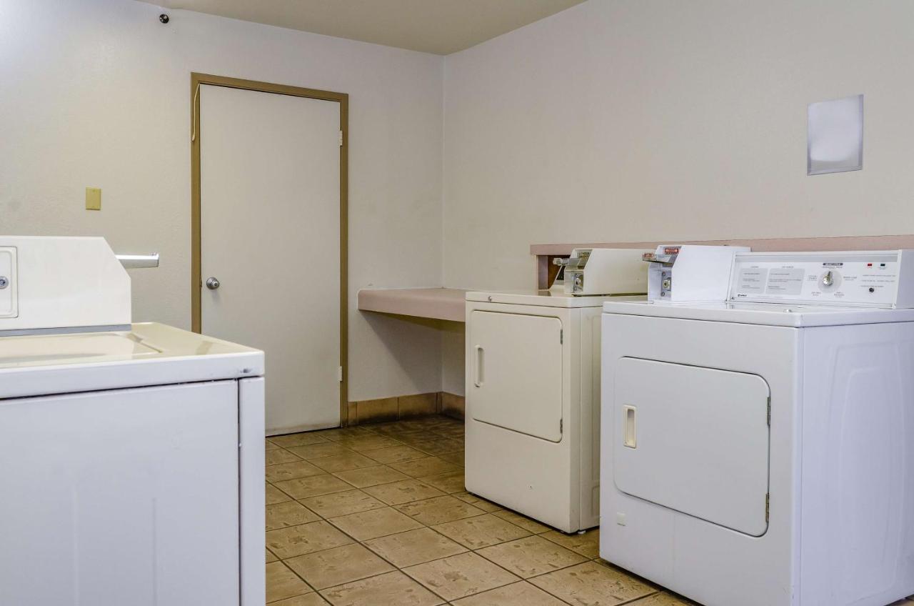 Studio 6-Fresno, Ca - Extended Stay Pinedale Eksteriør billede